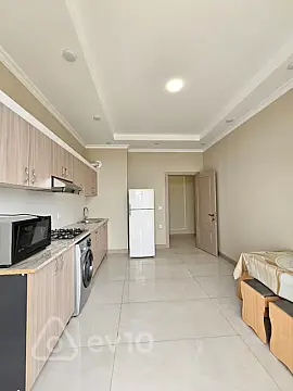 Kirayə verilir 2 otaqlı yeni tikili 80 m²