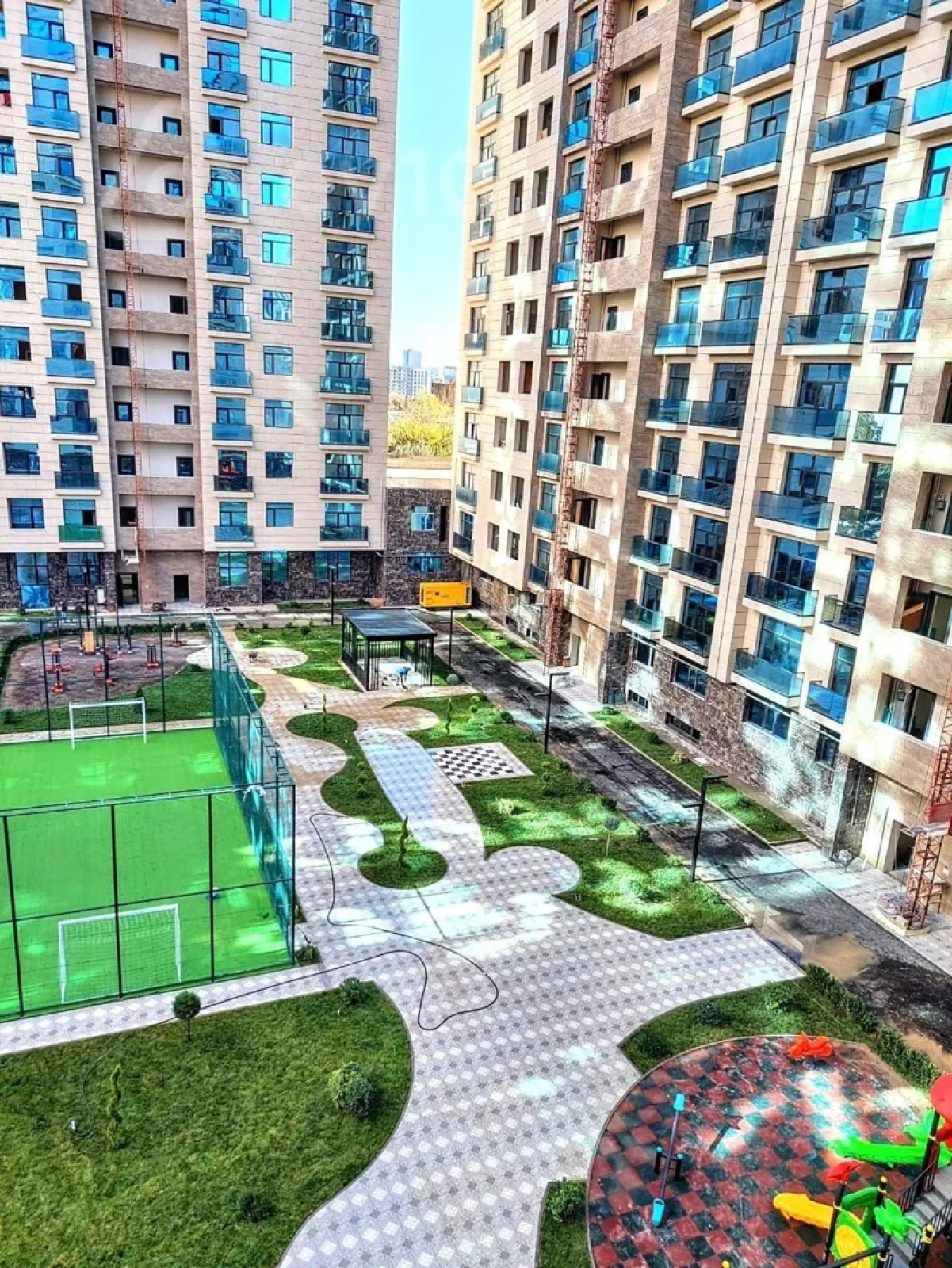 Kirayə verilir 2 otaqlı yeni tikili 51 m²