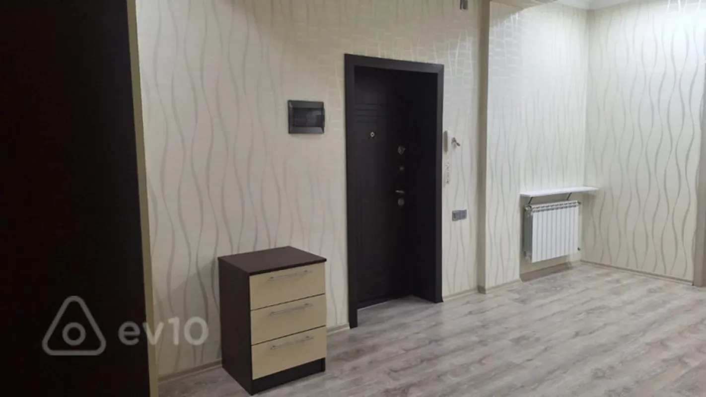 Kirayə verilir 2 otaqlı yeni tikili 103 m²