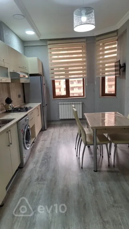 Kirayə verilir 2 otaqlı yeni tikili 103 m²