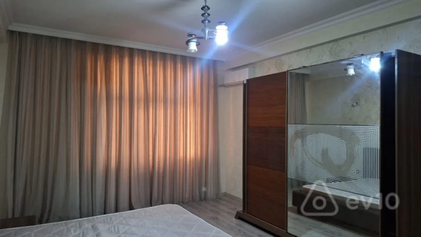 Kirayə verilir 2 otaqlı yeni tikili 103 m²