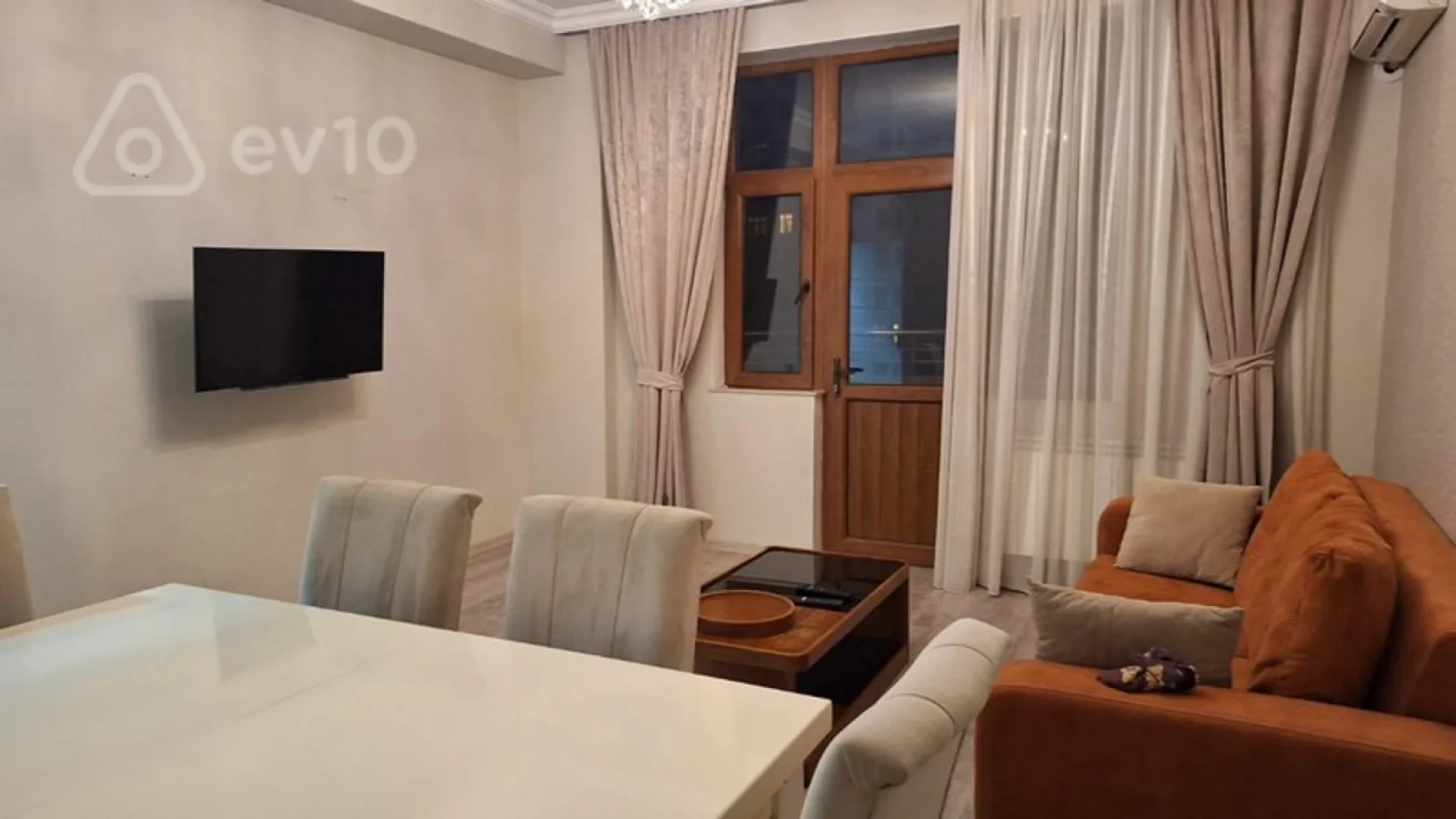 Kirayə verilir 2 otaqlı yeni tikili 103 m²