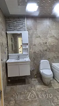 Kirayə verilir 2 otaqlı yeni tikili 103 m²