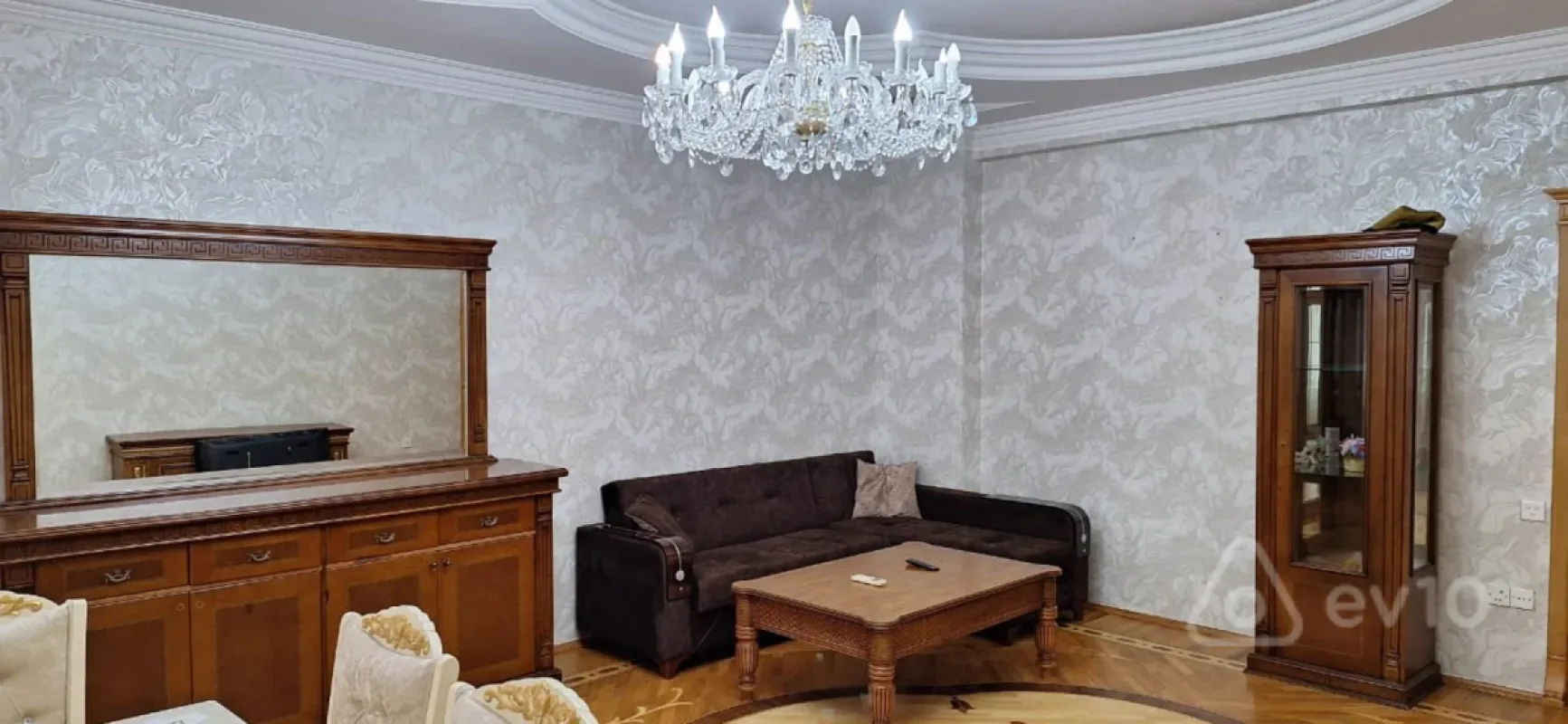 Kirayə verilir 4 otaqlı yeni tikili 155 m²