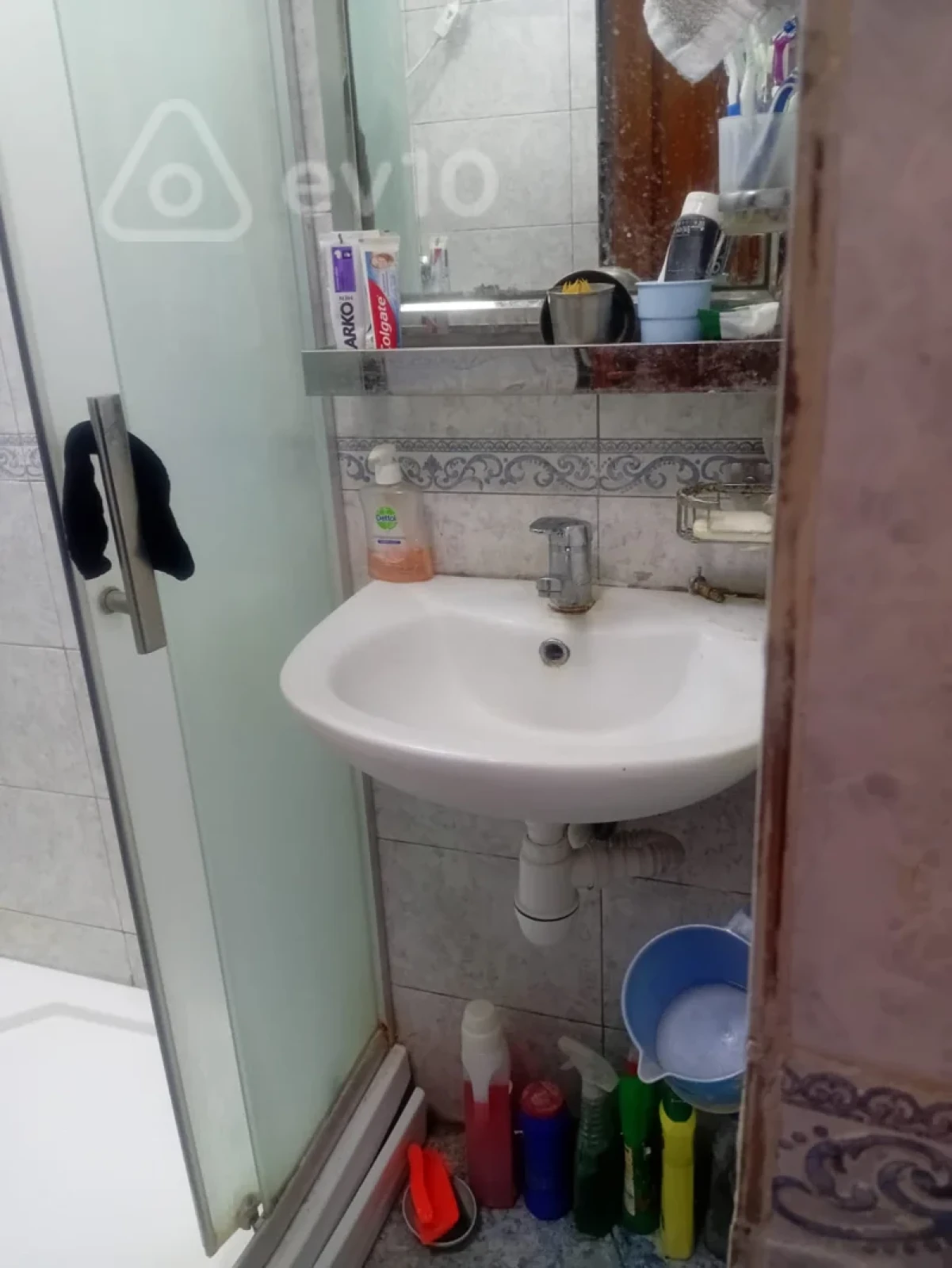 Satılır 2 otaqlı köhnə tikili 45 m²