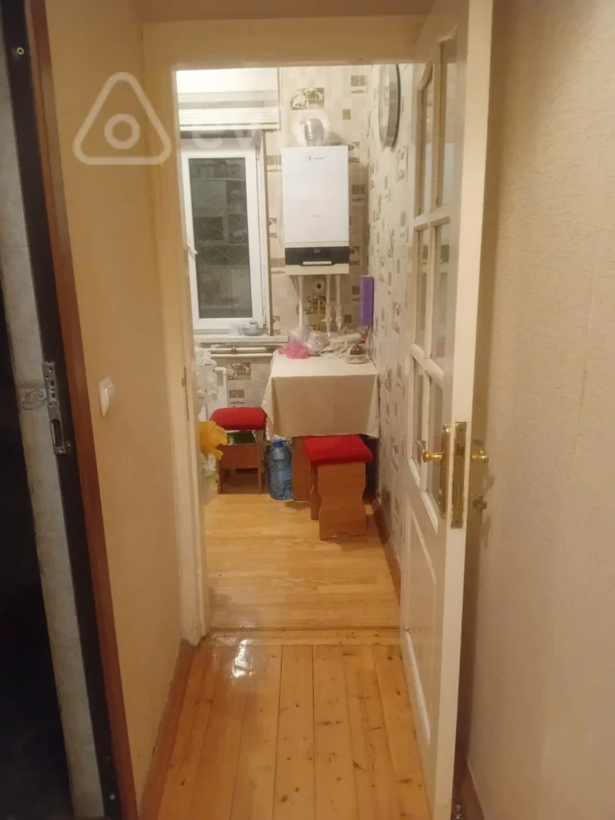 Satılır 2 otaqlı köhnə tikili 45 m²
