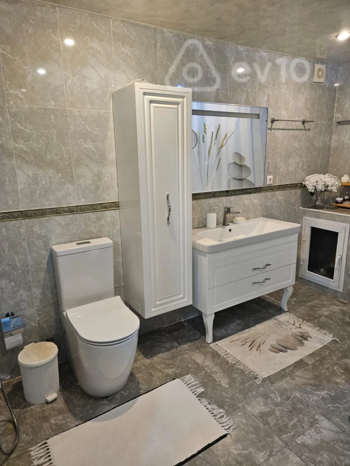 Satılır 3 otaqlı yeni tikili 120 m²