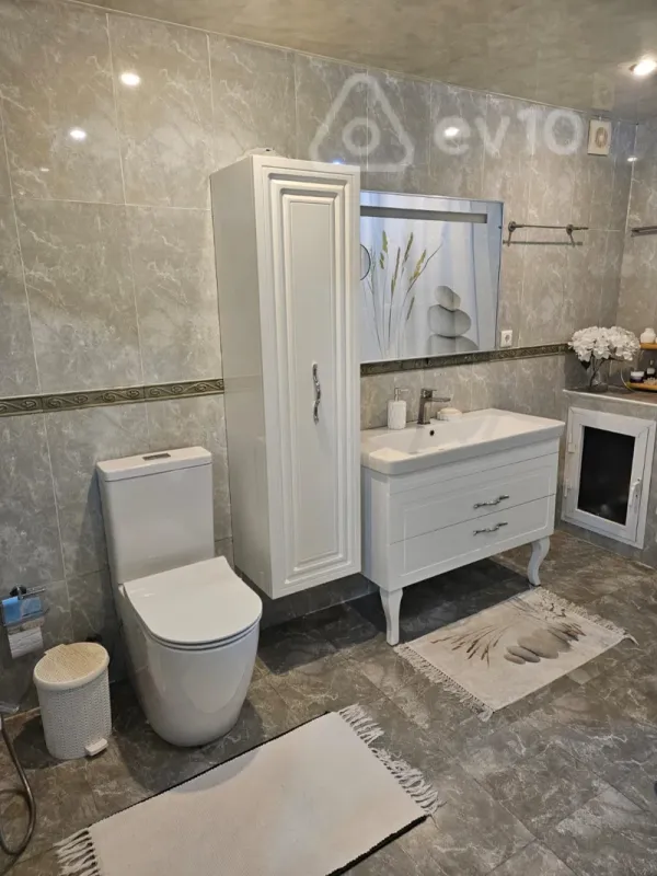 Satılır 3 otaqlı yeni tikili 120 m²