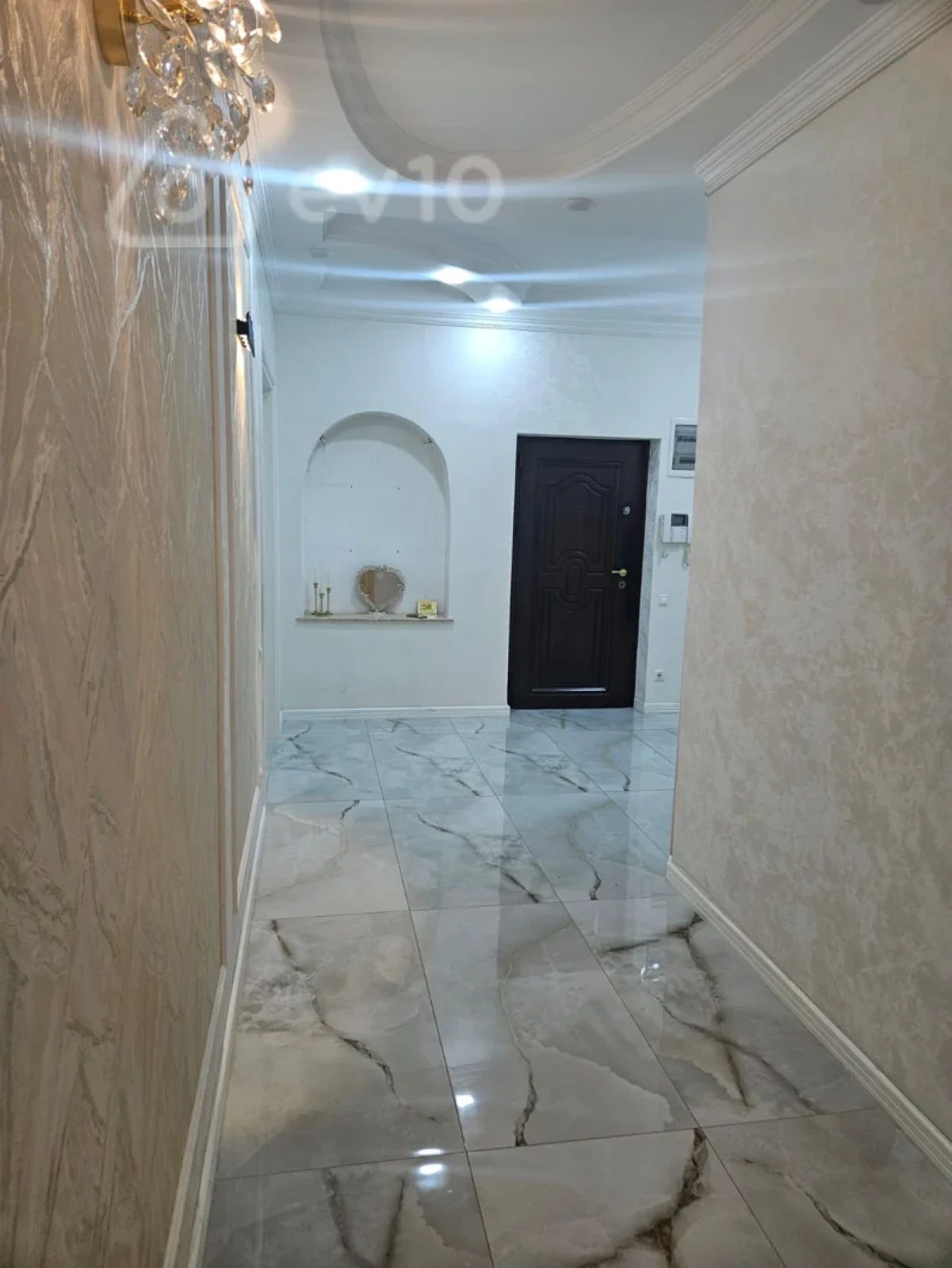 Satılır 3 otaqlı yeni tikili 120 m²
