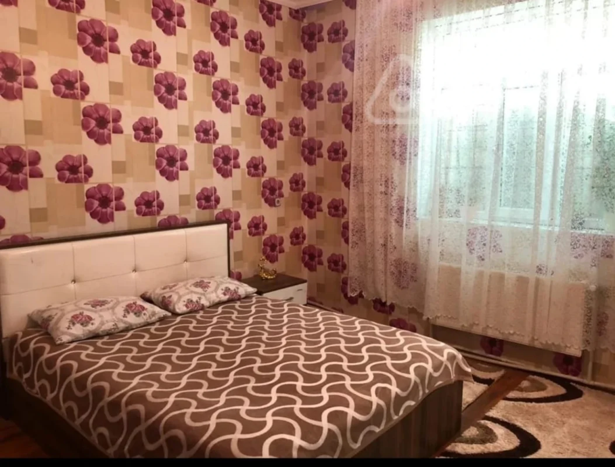 Satılır 7 otaqlı həyət evi 200 m²