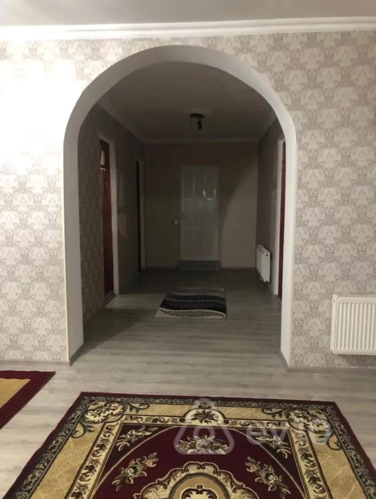 Satılır 7 otaqlı həyət evi 200 m²