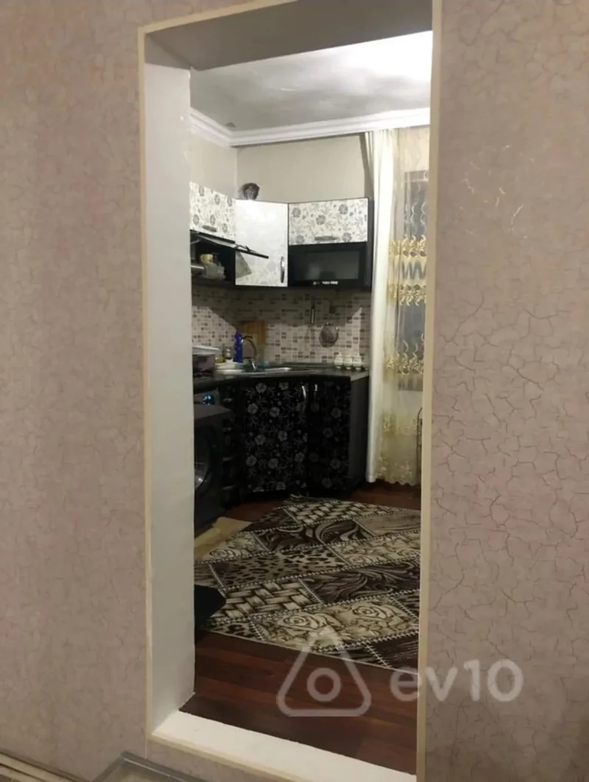 Satılır 7 otaqlı həyət evi 200 m²
