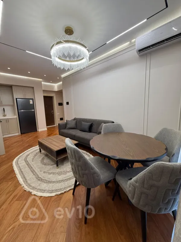 Kirayə verilir 2 otaqlı yeni tikili 66 m²