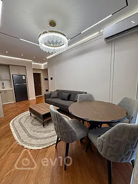 Kirayə verilir 2 otaqlı yeni tikili 66 m²