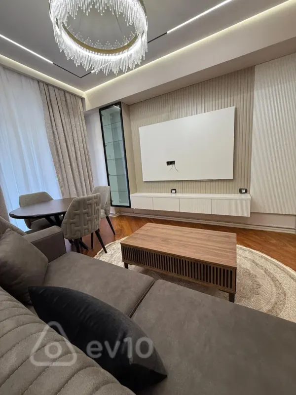 Kirayə verilir 2 otaqlı yeni tikili 66 m²