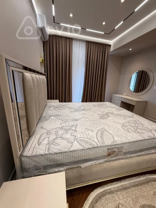 Kirayə verilir 2 otaqlı yeni tikili 66 m²