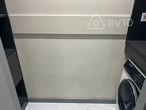 Kirayə verilir 3 otaqlı yeni tikili 153 m²