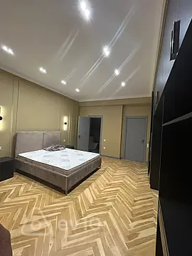 Kirayə verilir 3 otaqlı yeni tikili 153 m²