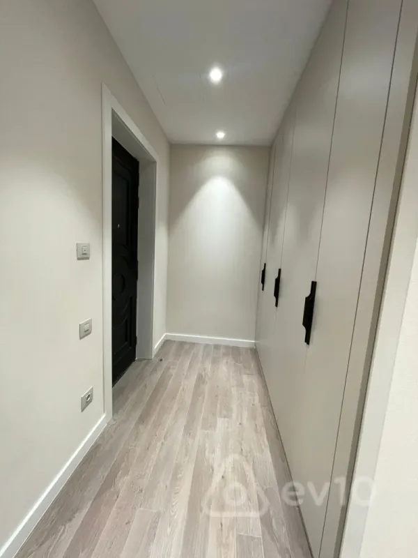 Kirayə verilir 4 otaqlı yeni tikili 104 m²