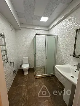 Satılır 2 otaqlı yeni tikili 65 m²