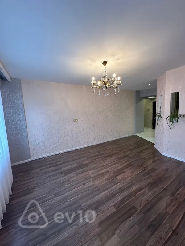 Satılır 2 otaqlı yeni tikili 65 m²