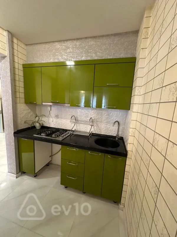 Satılır 2 otaqlı yeni tikili 65 m²