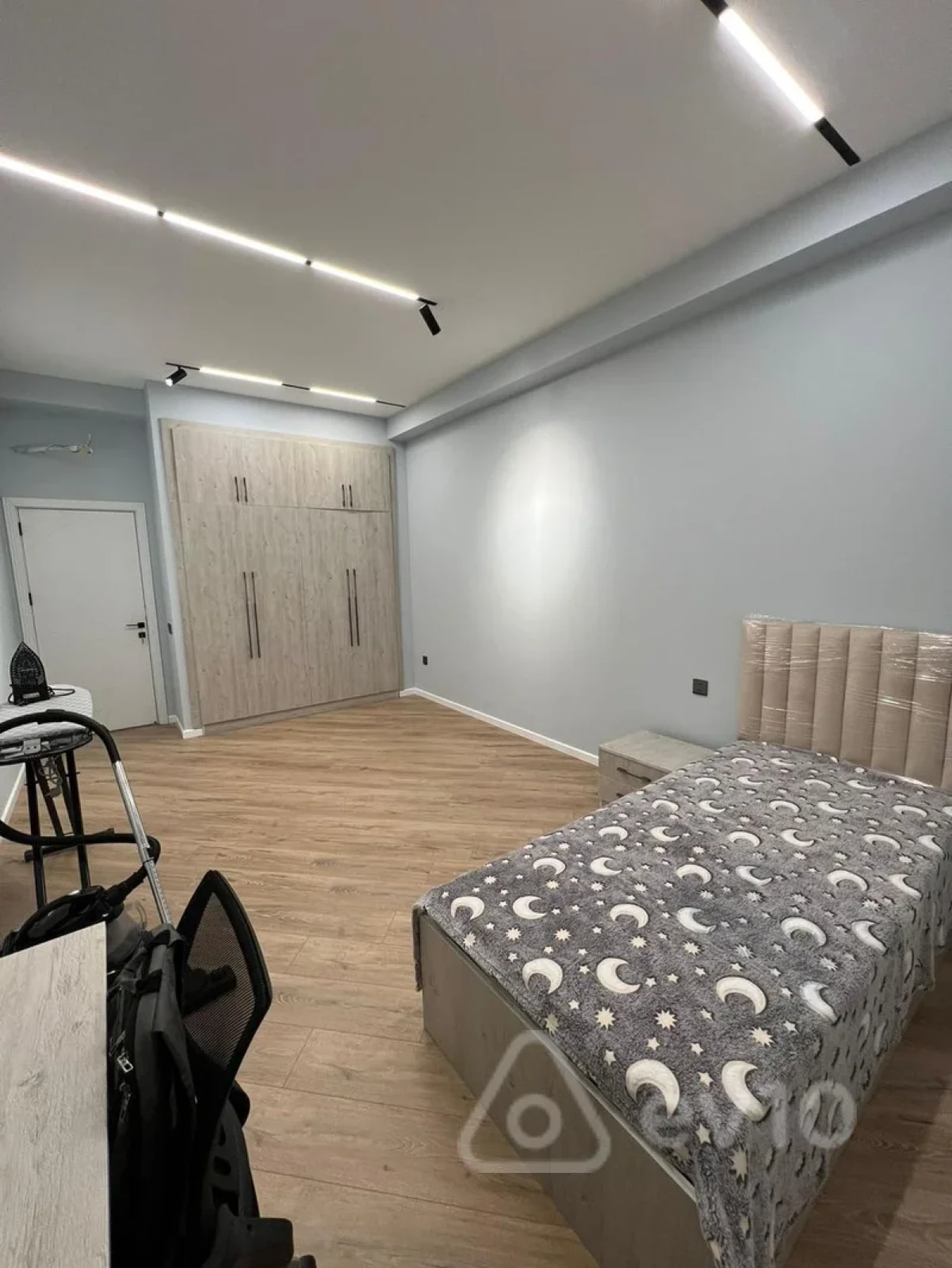 Kirayə verilir 3 otaqlı yeni tikili 100 m²