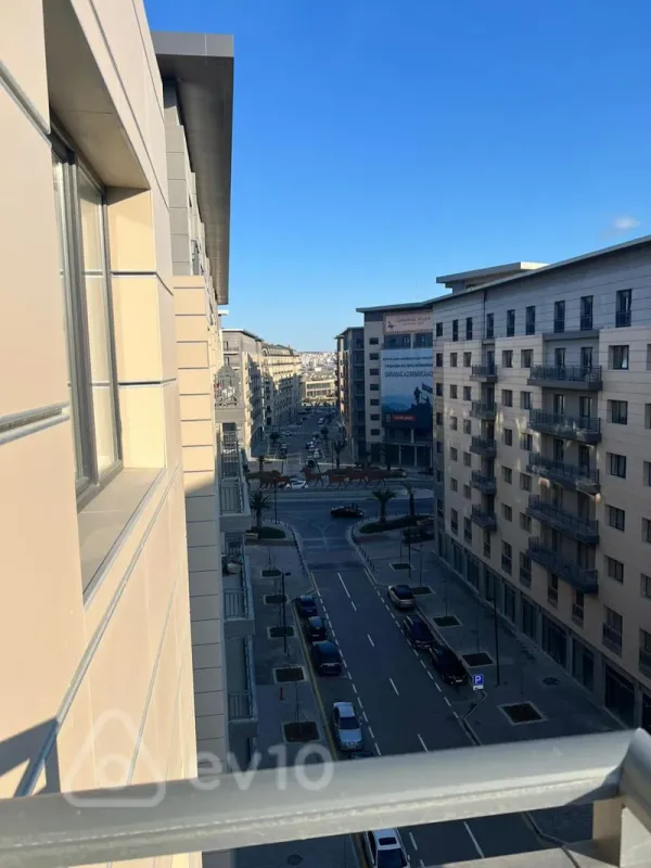 Kirayə verilir 3 otaqlı yeni tikili 100 m²