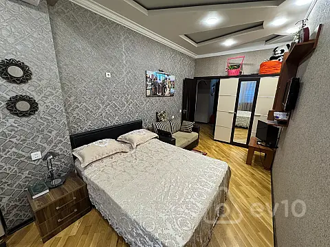 Kirayə verilir 4 otaqlı yeni tikili 130 m²
