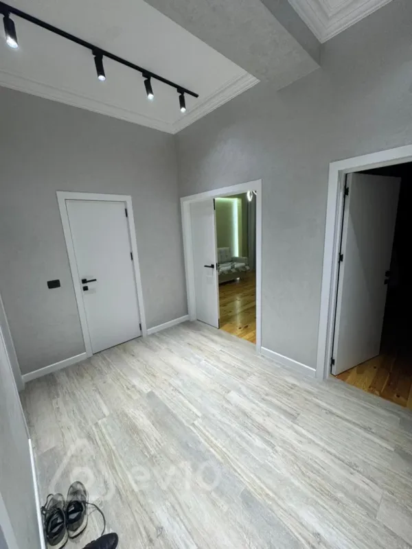 Kirayə verilir 2 otaqlı yeni tikili 71 m²
