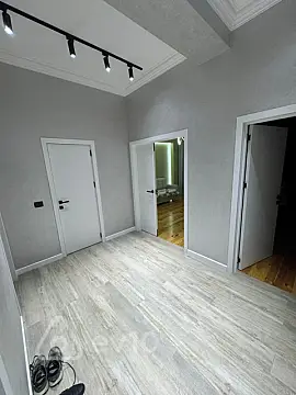 Kirayə verilir 2 otaqlı yeni tikili 71 m²
