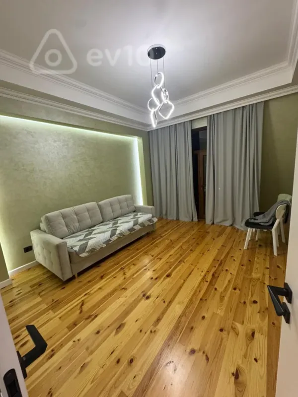 Kirayə verilir 2 otaqlı yeni tikili 71 m²