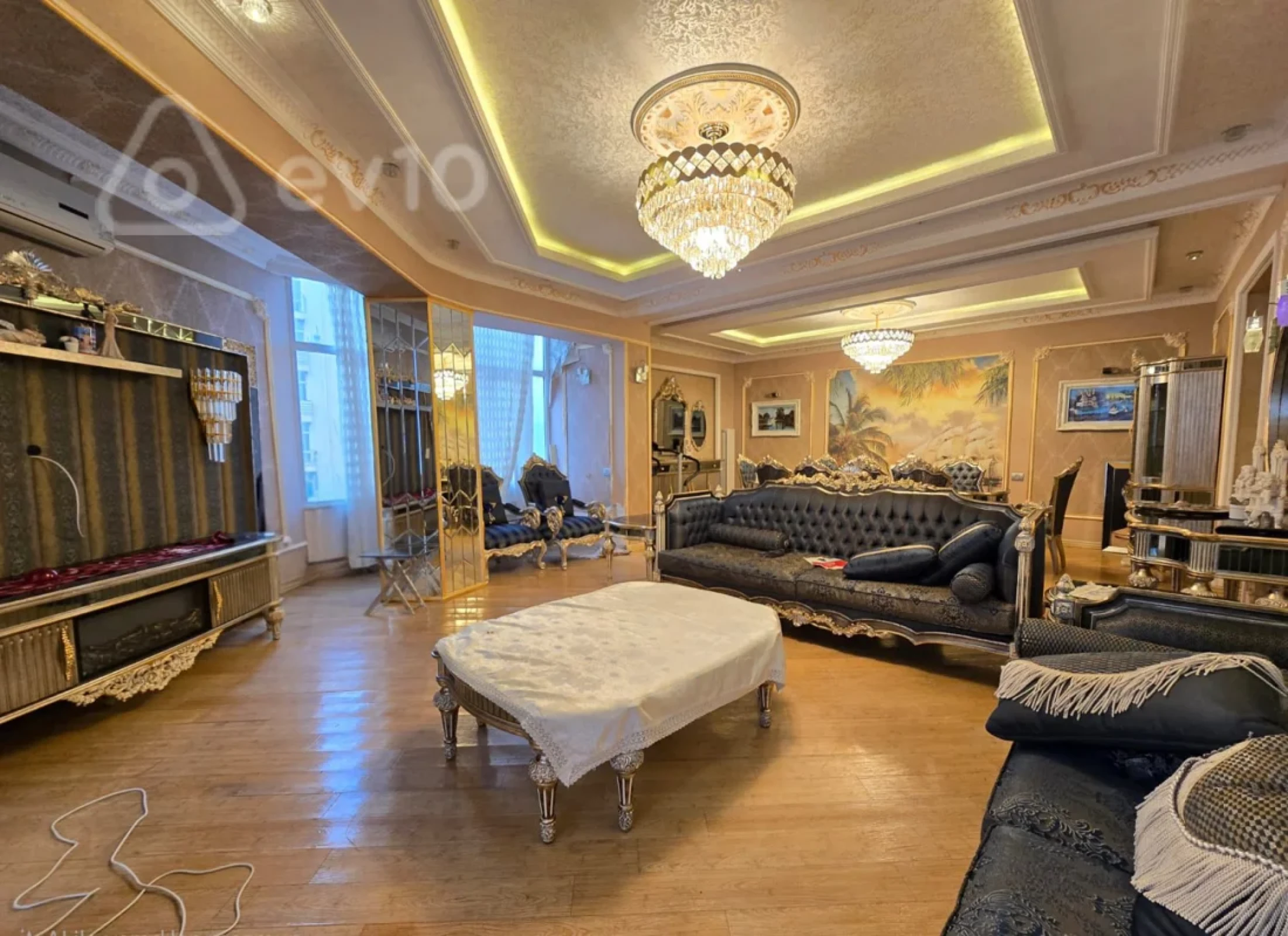 Kirayə verilir 3 otaqlı yeni tikili 140 m²