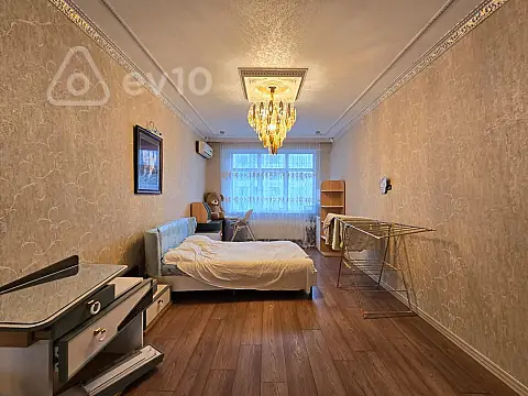 Kirayə verilir 3 otaqlı yeni tikili 140 m²