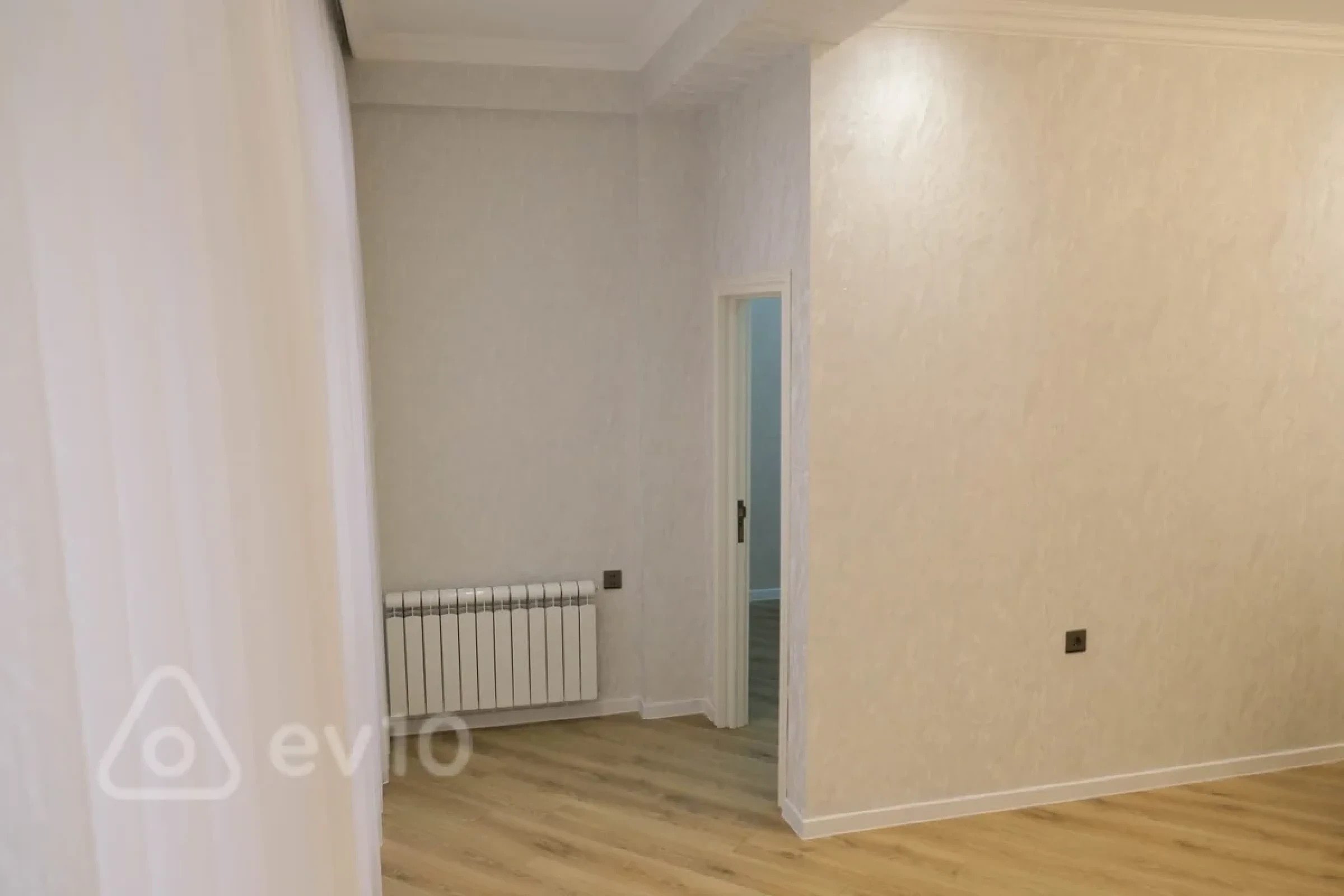 Satılır 4 otaqlı yeni tikili 152 m²