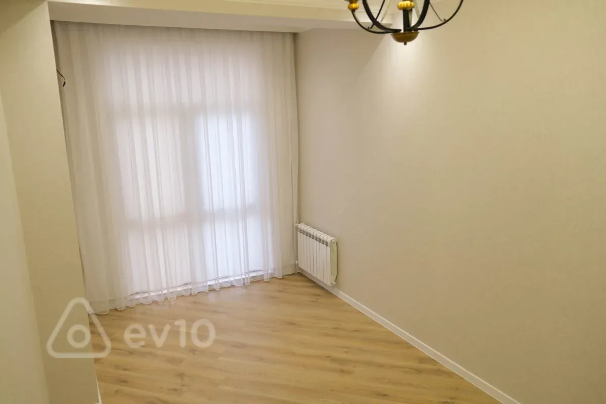 Satılır 4 otaqlı yeni tikili 152 m²