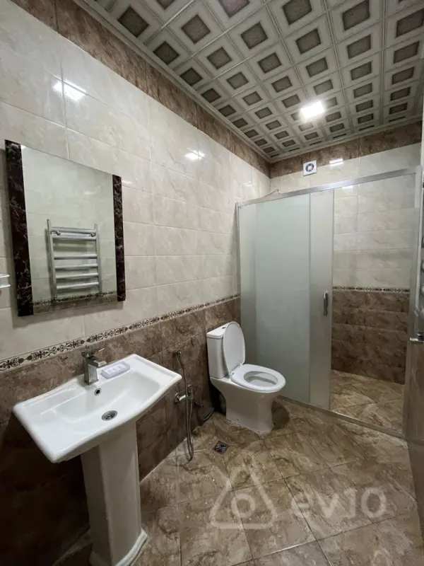 Kirayə verilir 2 otaqlı yeni tikili 80 m²