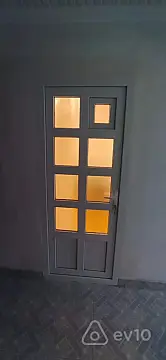 Kirayə verilir 3 otaqlı köhnə tikili 85 m²