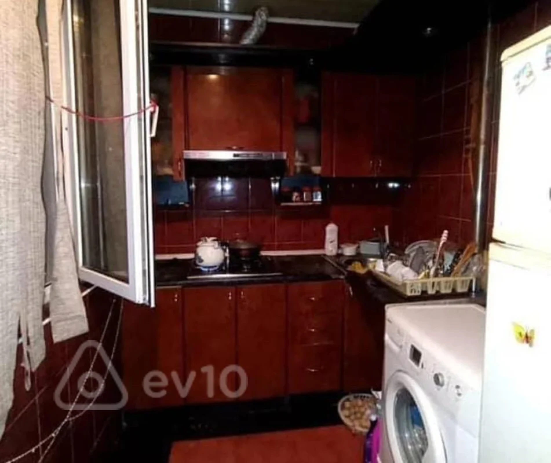 Kirayə verilir 3 otaqlı köhnə tikili 85 m²