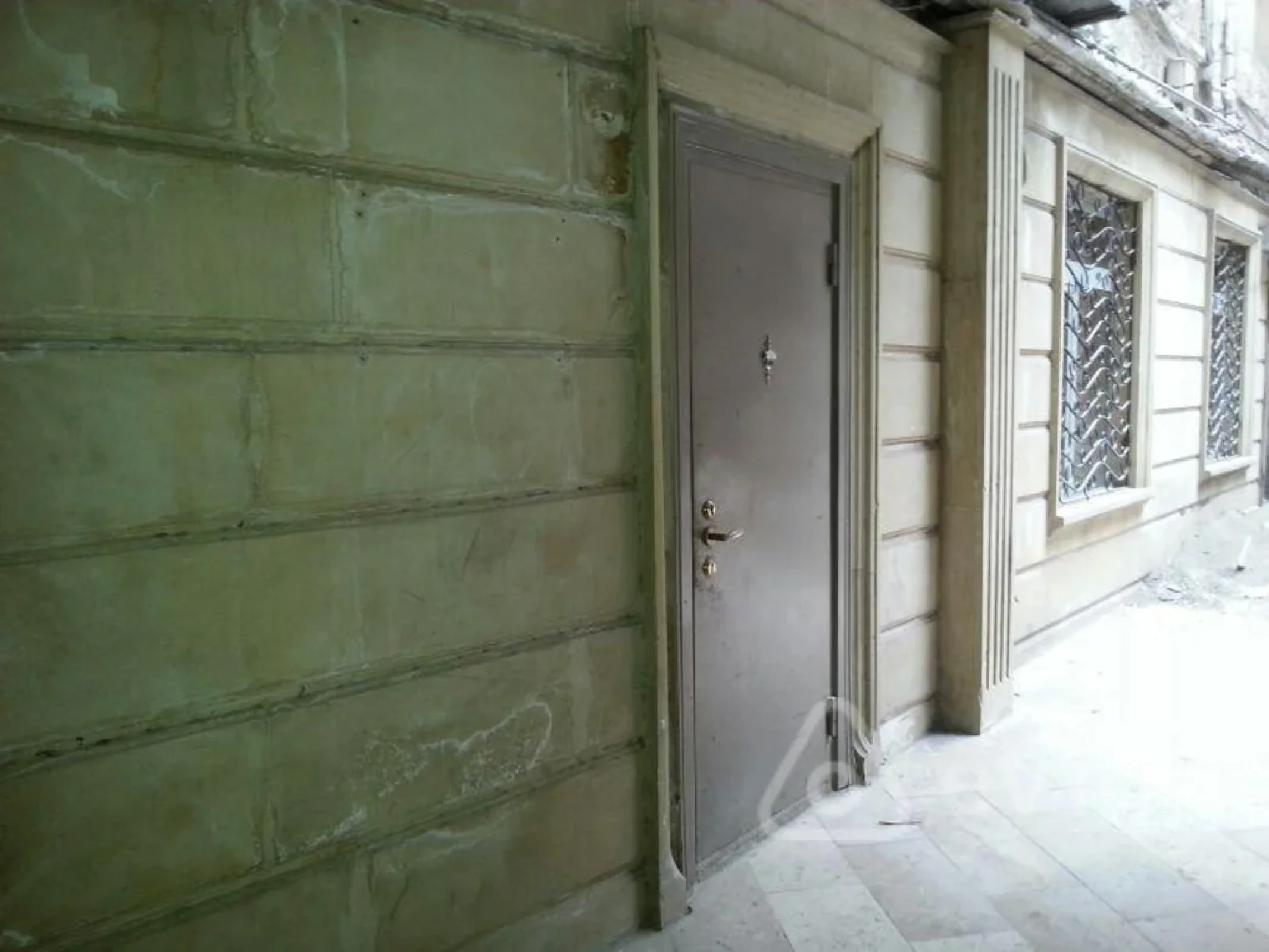 Satılır mənzil 190 m²