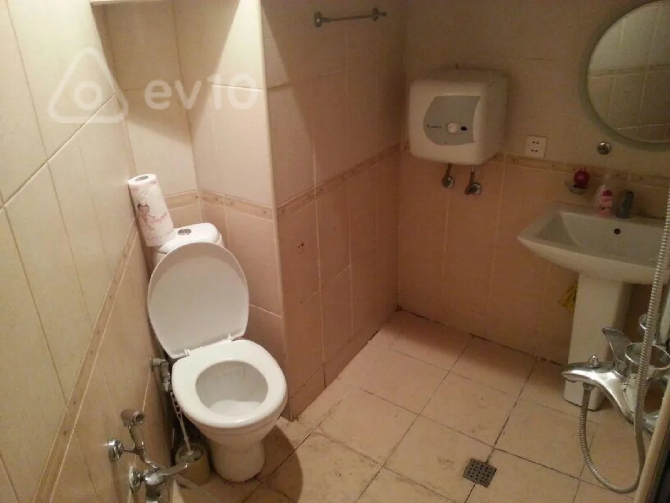 Satılır mənzil 190 m²