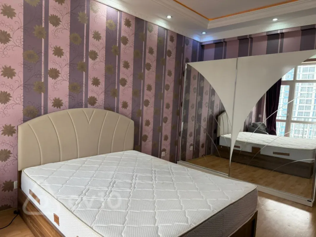 Kirayə verilir 3 otaqlı yeni tikili 124 m²