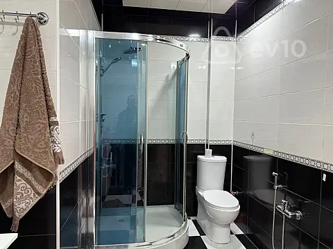 Kirayə verilir 3 otaqlı yeni tikili 124 m²