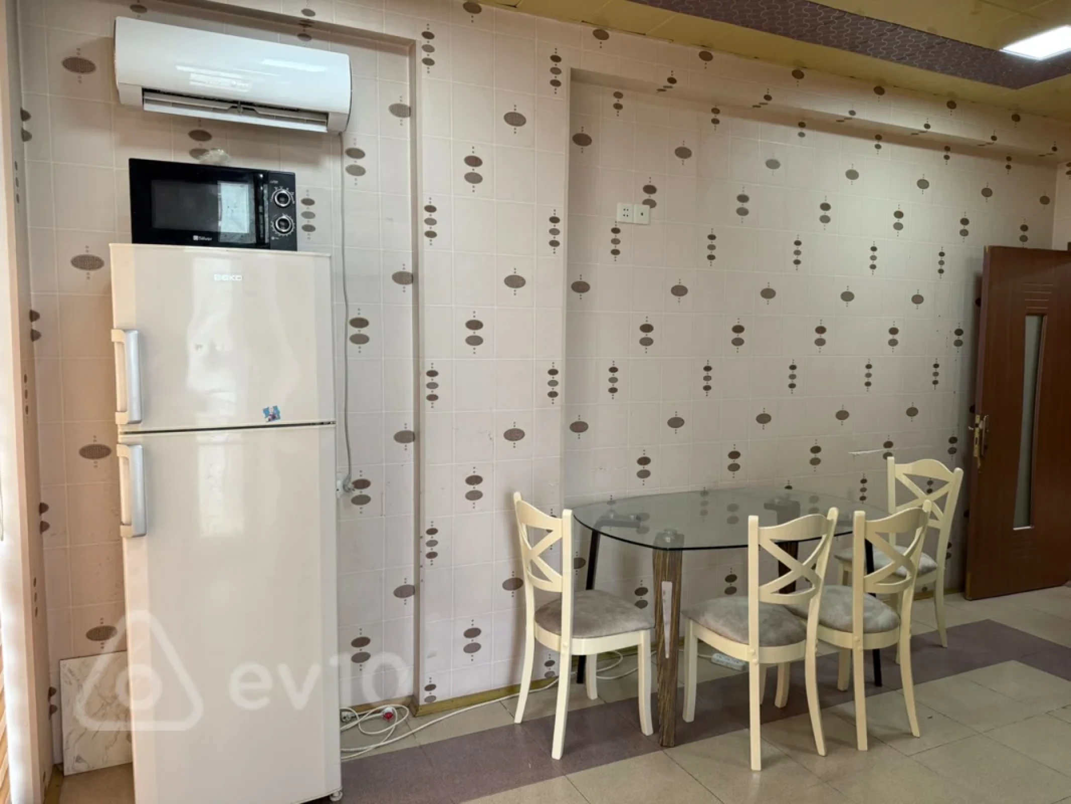 Kirayə verilir 3 otaqlı yeni tikili 124 m²