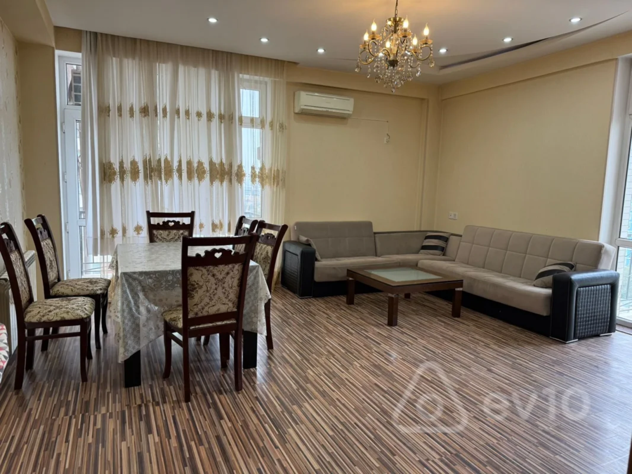 Kirayə verilir 3 otaqlı yeni tikili 124 m²