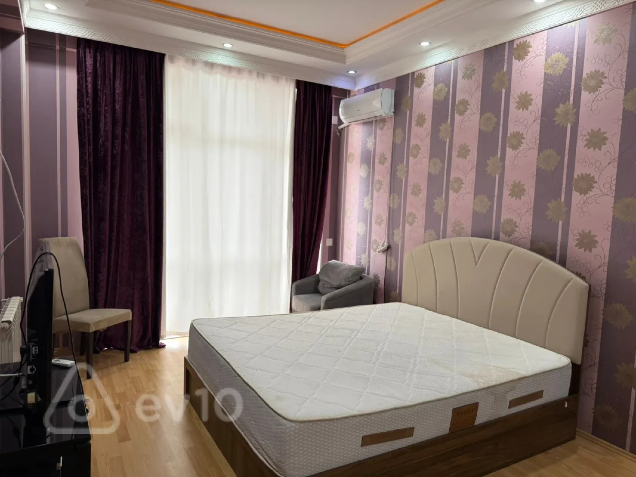 Kirayə verilir 3 otaqlı yeni tikili 124 m²