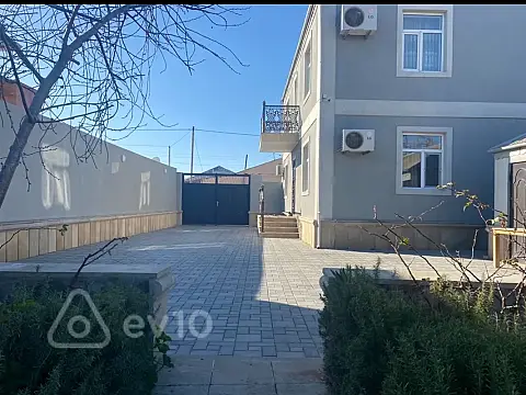 Satılır 6 otaqlı həyət evi 210 m²