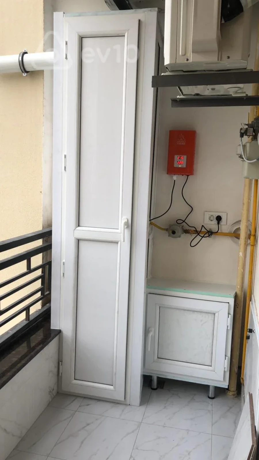 Kirayə verilir 2 otaqlı yeni tikili 86 m²