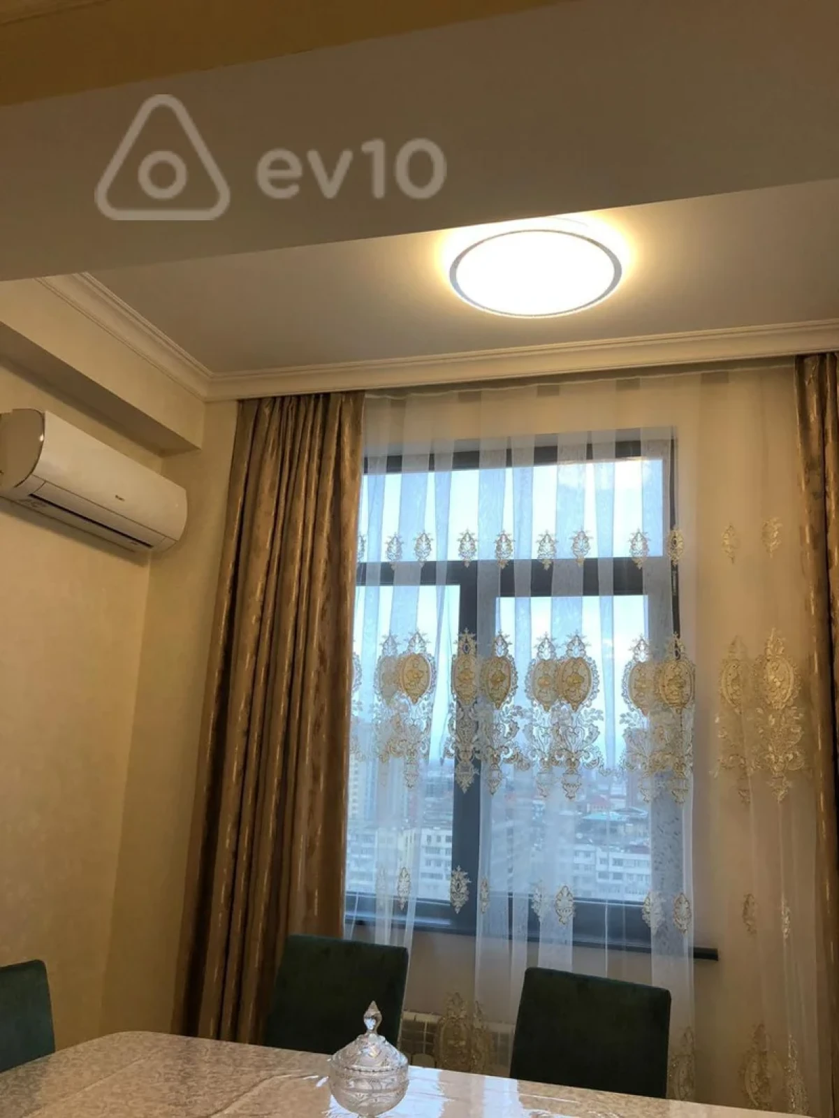 Kirayə verilir 2 otaqlı yeni tikili 86 m²