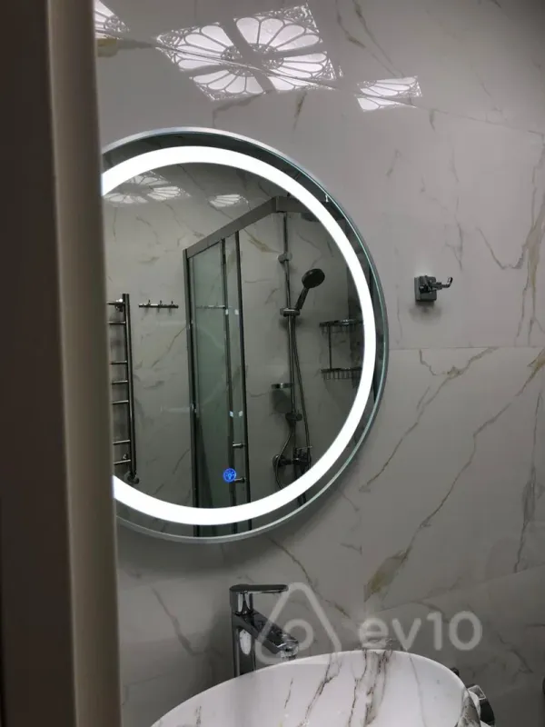 Kirayə verilir 2 otaqlı yeni tikili 86 m²